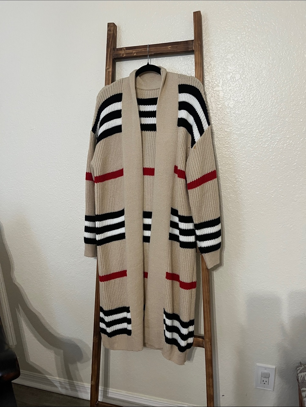 Designer inspired long cardigan - Picture 3 of 10